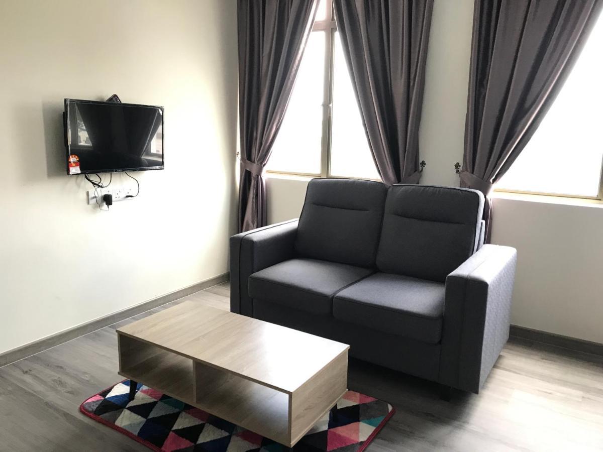 Oyo 90506 Z Stay Inn Hotel Simpang Renggam Extérieur photo