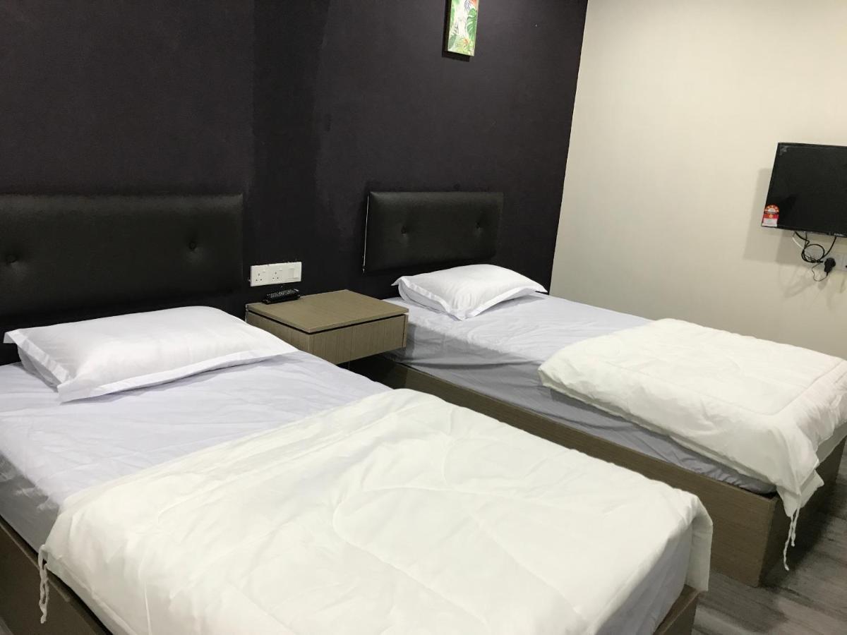 Oyo 90506 Z Stay Inn Hotel Simpang Renggam Extérieur photo